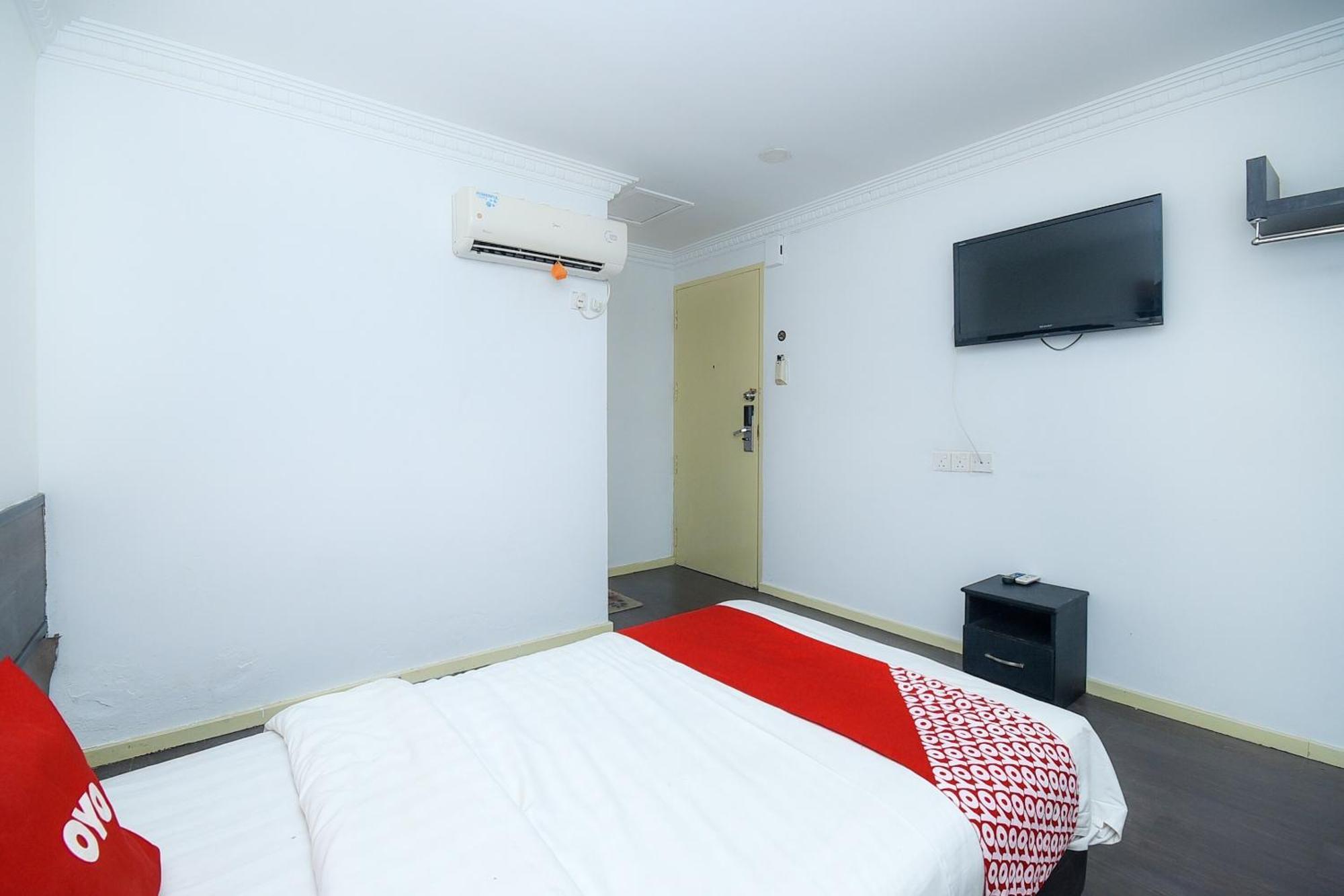 Oyo 90820 River Inn Miri Εξωτερικό φωτογραφία