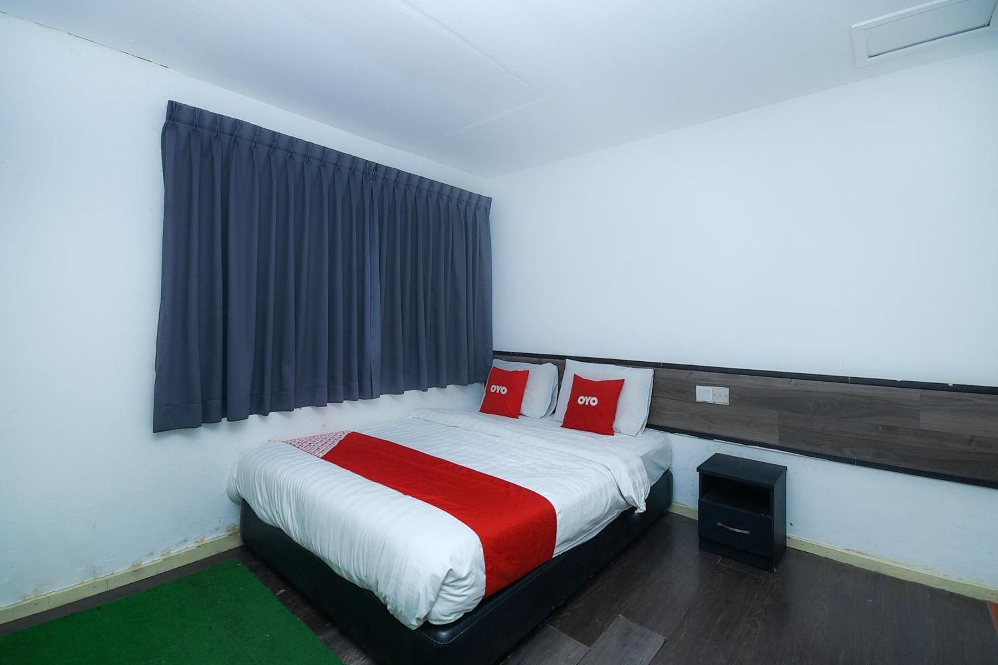 Oyo 90820 River Inn Miri Εξωτερικό φωτογραφία