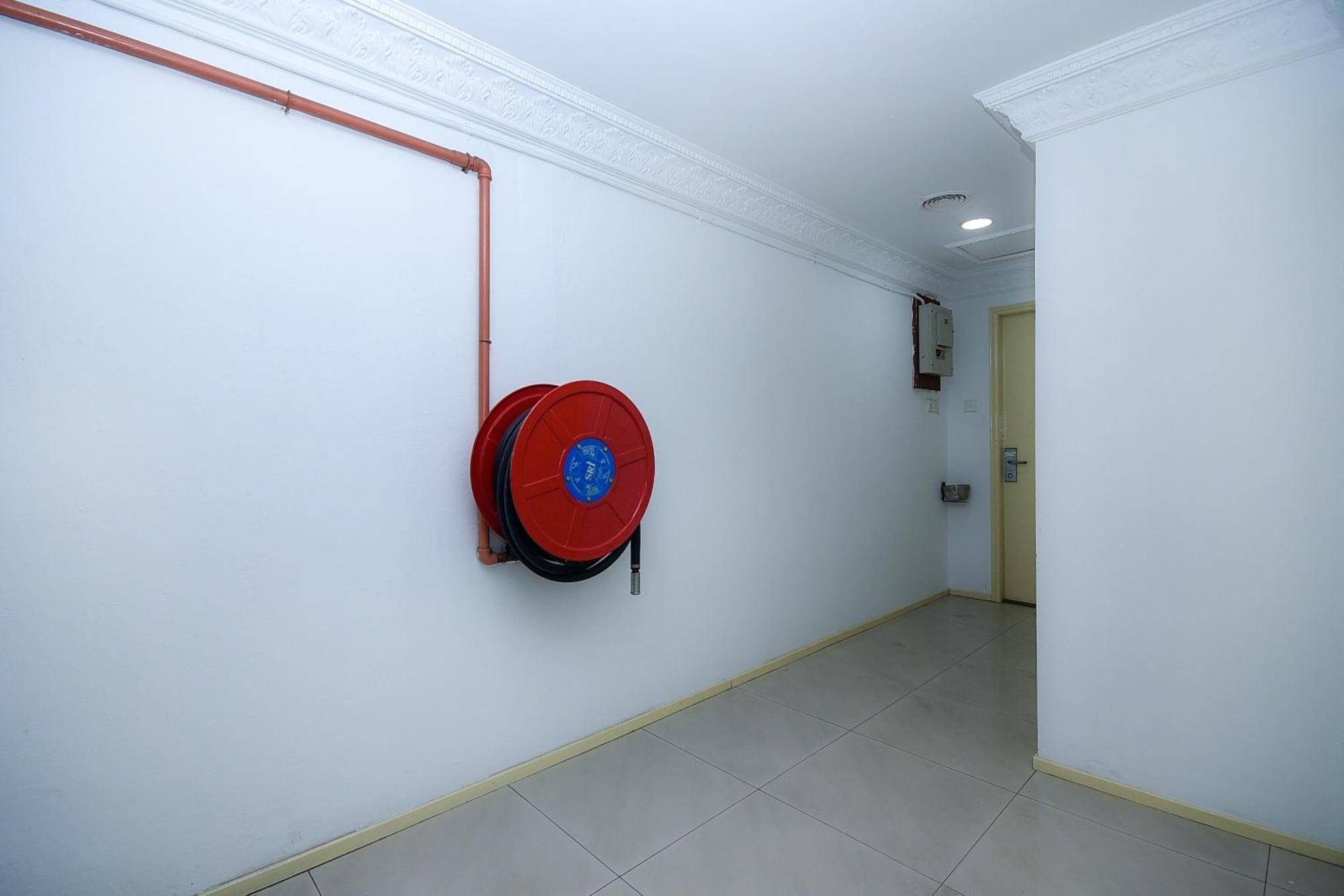 Oyo 90820 River Inn Miri Εξωτερικό φωτογραφία
