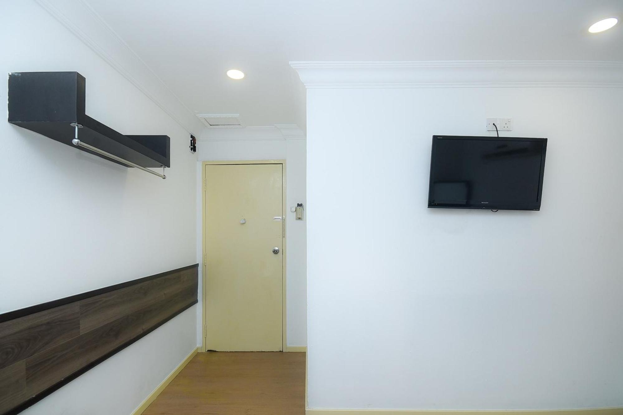 Oyo 90820 River Inn Miri Εξωτερικό φωτογραφία
